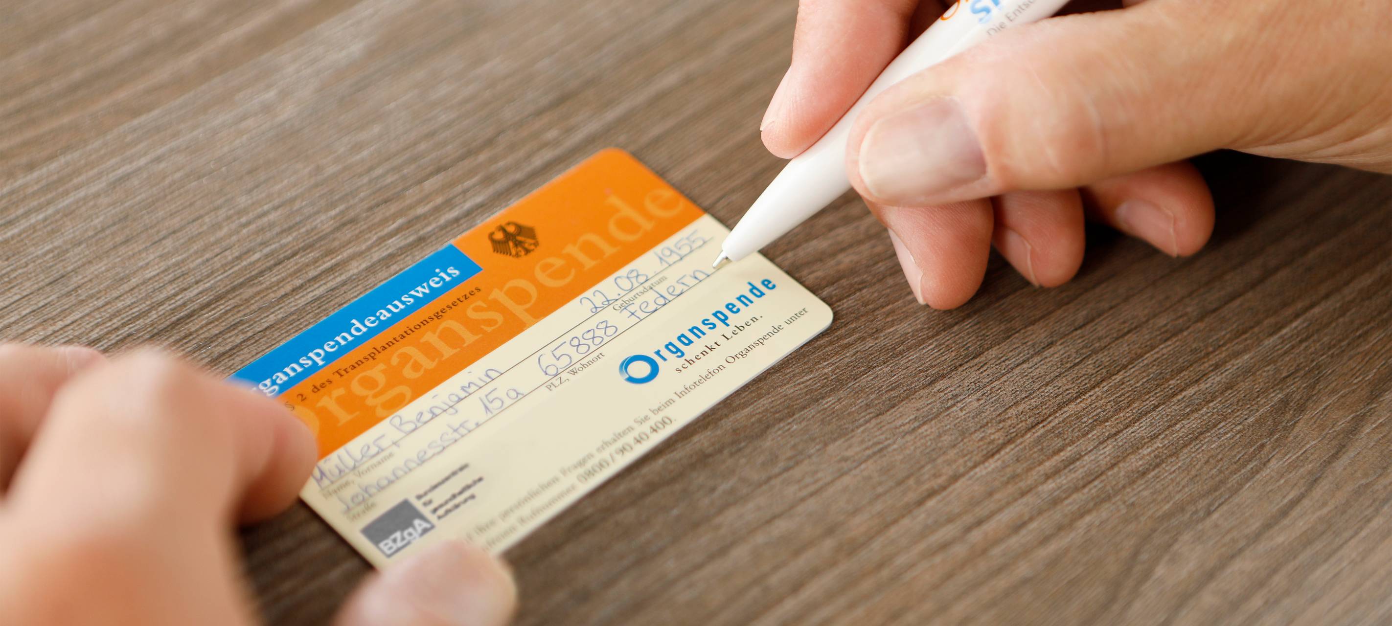 Organspendeausweis Organspende Ausweis Transplantation Unfall Verletzung Tod Hirntod