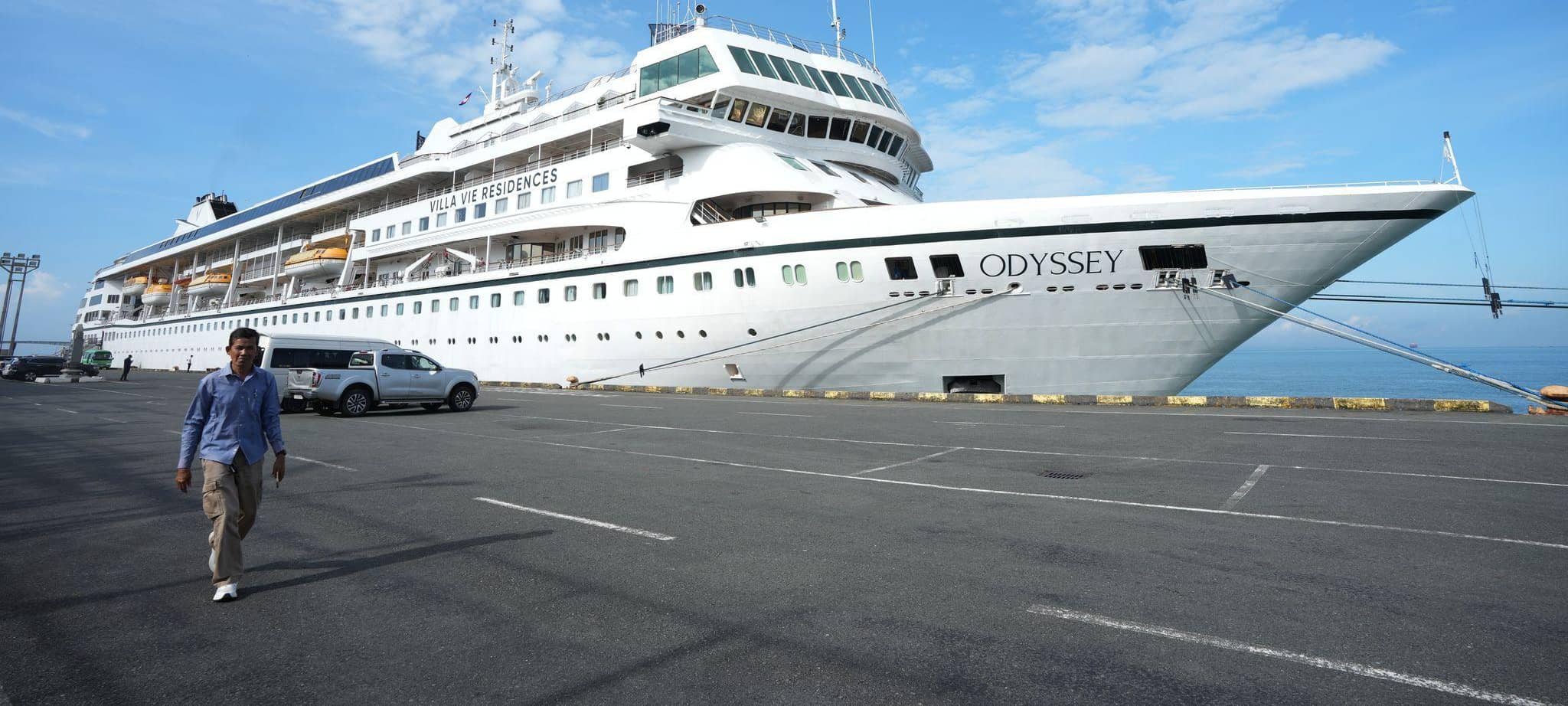 US-Kreuzfahrtschiff in Kambodscha