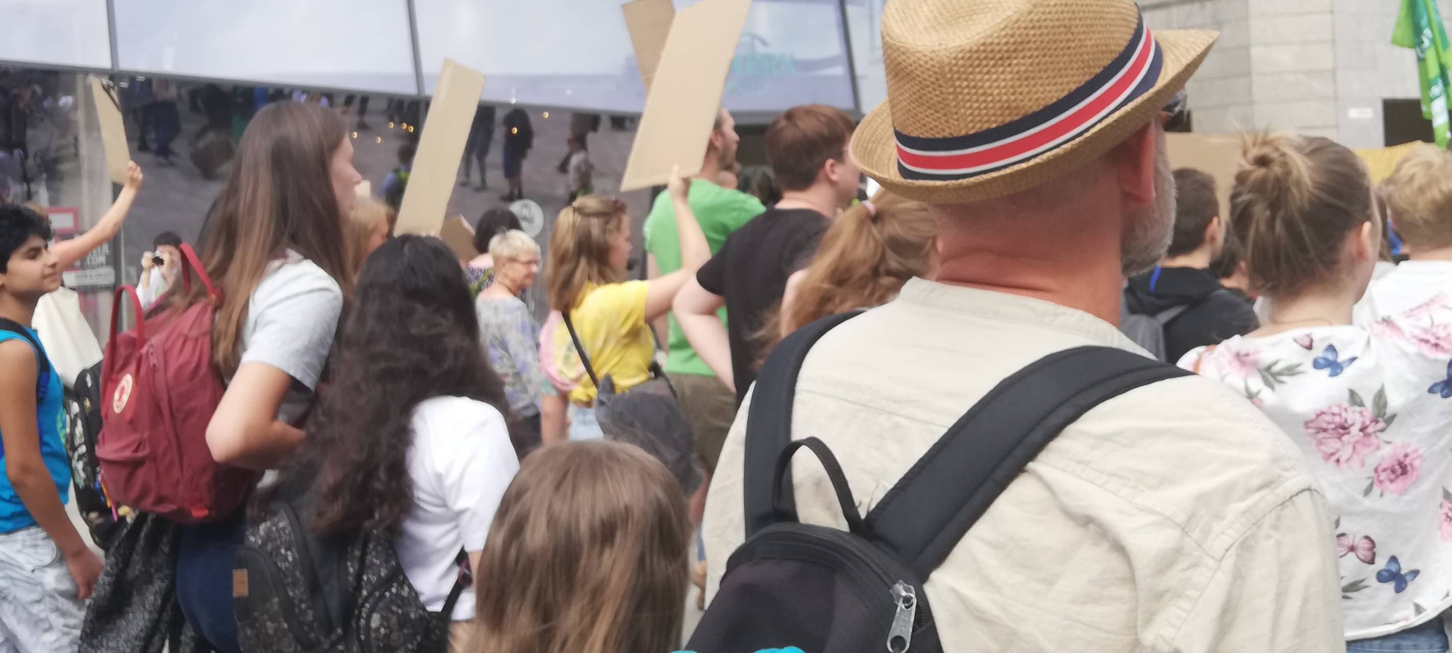 Mehrere hundert bei Fridays for Future