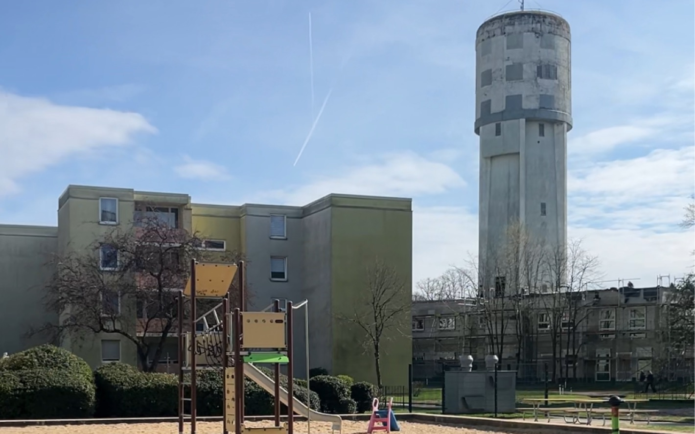 zu sehen sind Wohnhäuser der LEG an der Roßkamper Straße