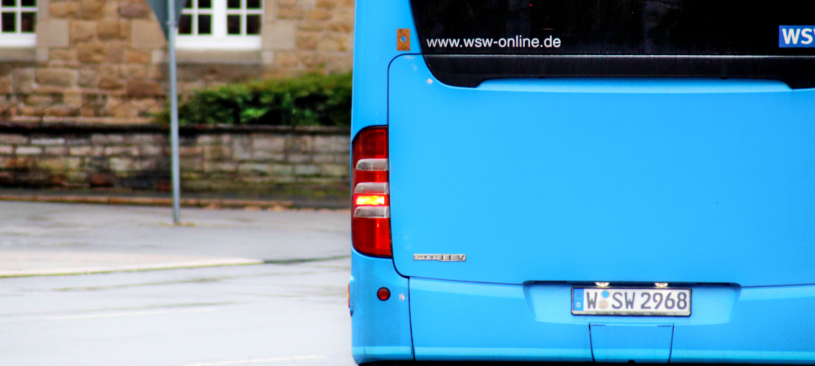 Schwebebahn-Ausfall: WSW wollen gebrauchte Busse kaufen